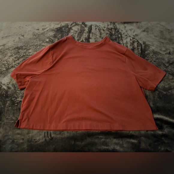 A New Day Crop Top Pomegranate Color Short Sleeve Soft Shirt Size XXL - Picture 1 of 8